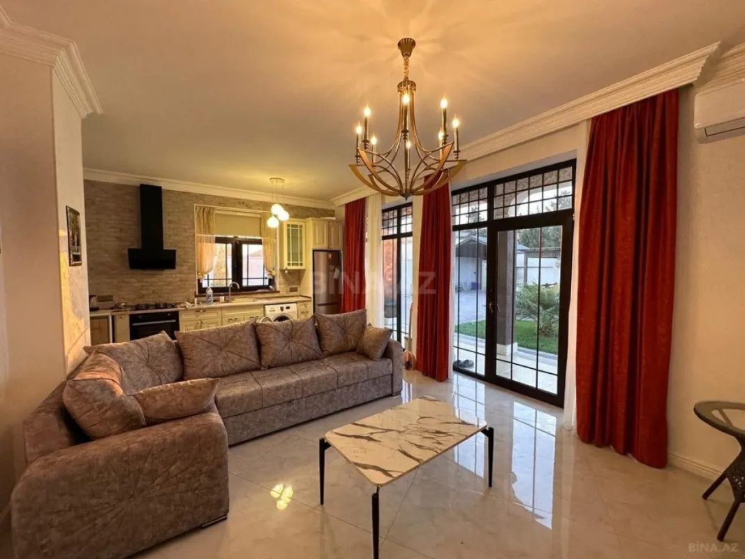 Kirayə verilir 4 otaqlı həyət evi 200 m²