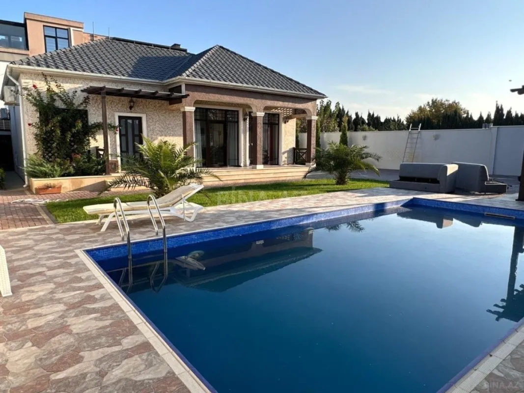 Kirayə verilir 4 otaqlı həyət evi 200 m²