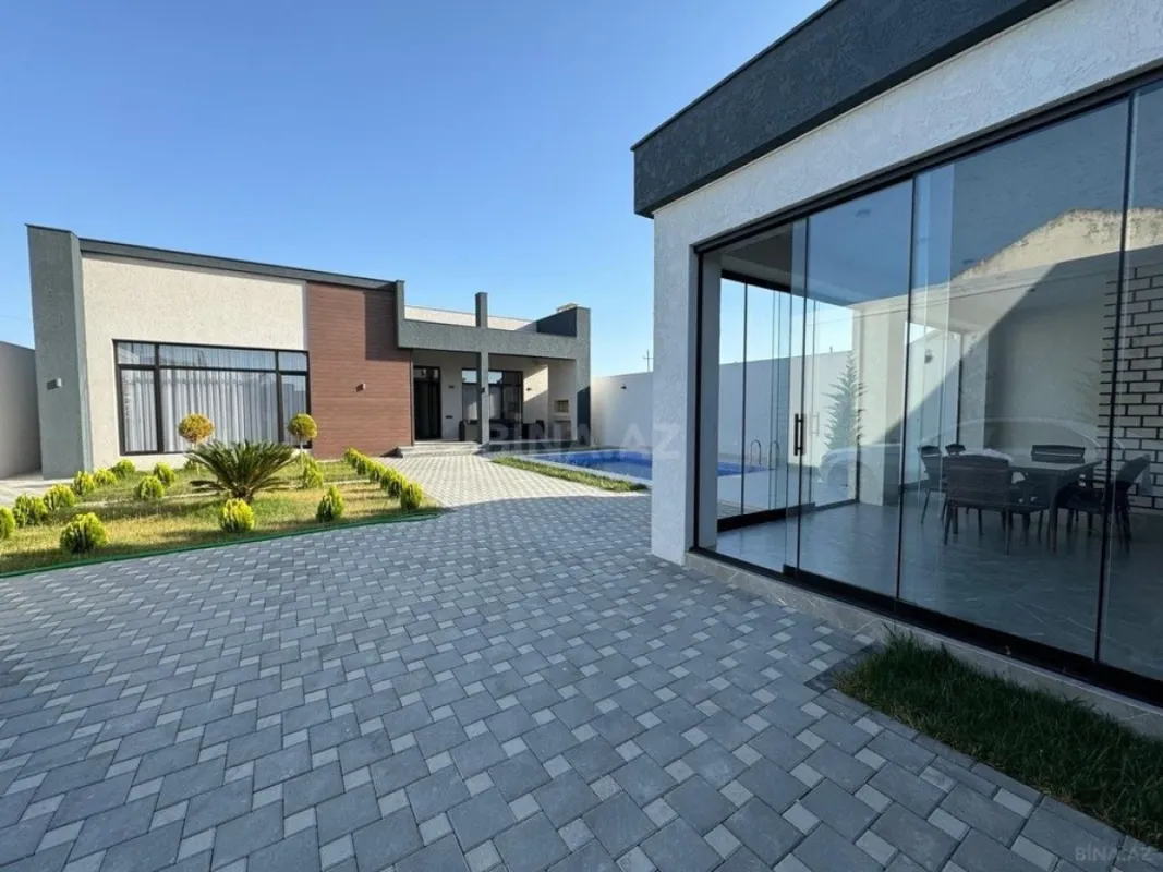 Kirayə verilir 4 otaqlı həyət evi 220 m²