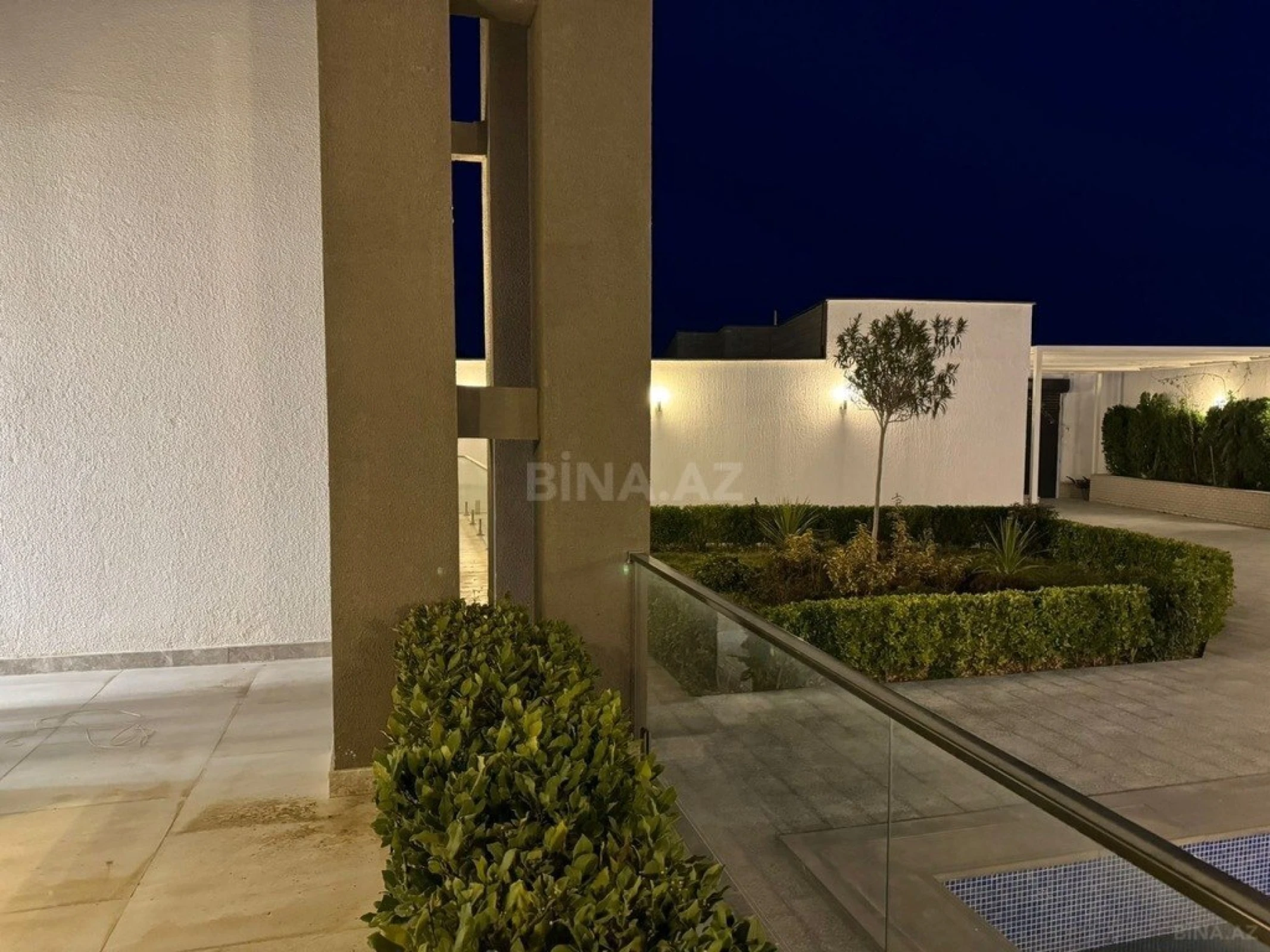 Kirayə verilir 5 otaqlı həyət evi 280 m²