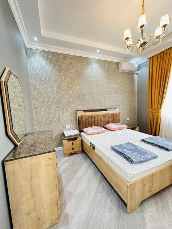 Kirayə verilir 4 otaqlı həyət evi 220 m²
