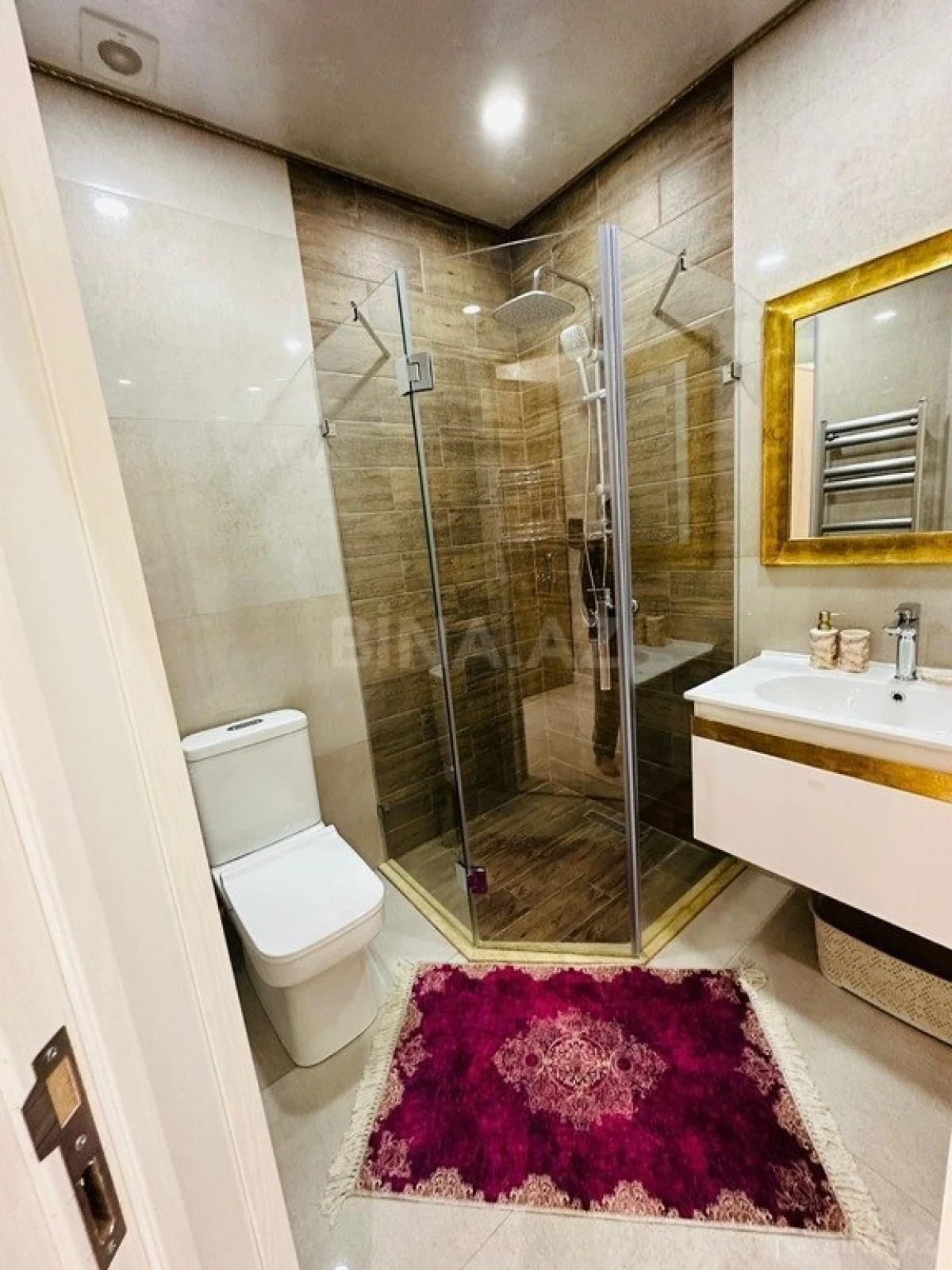 Kirayə verilir 4 otaqlı həyət evi 220 m²