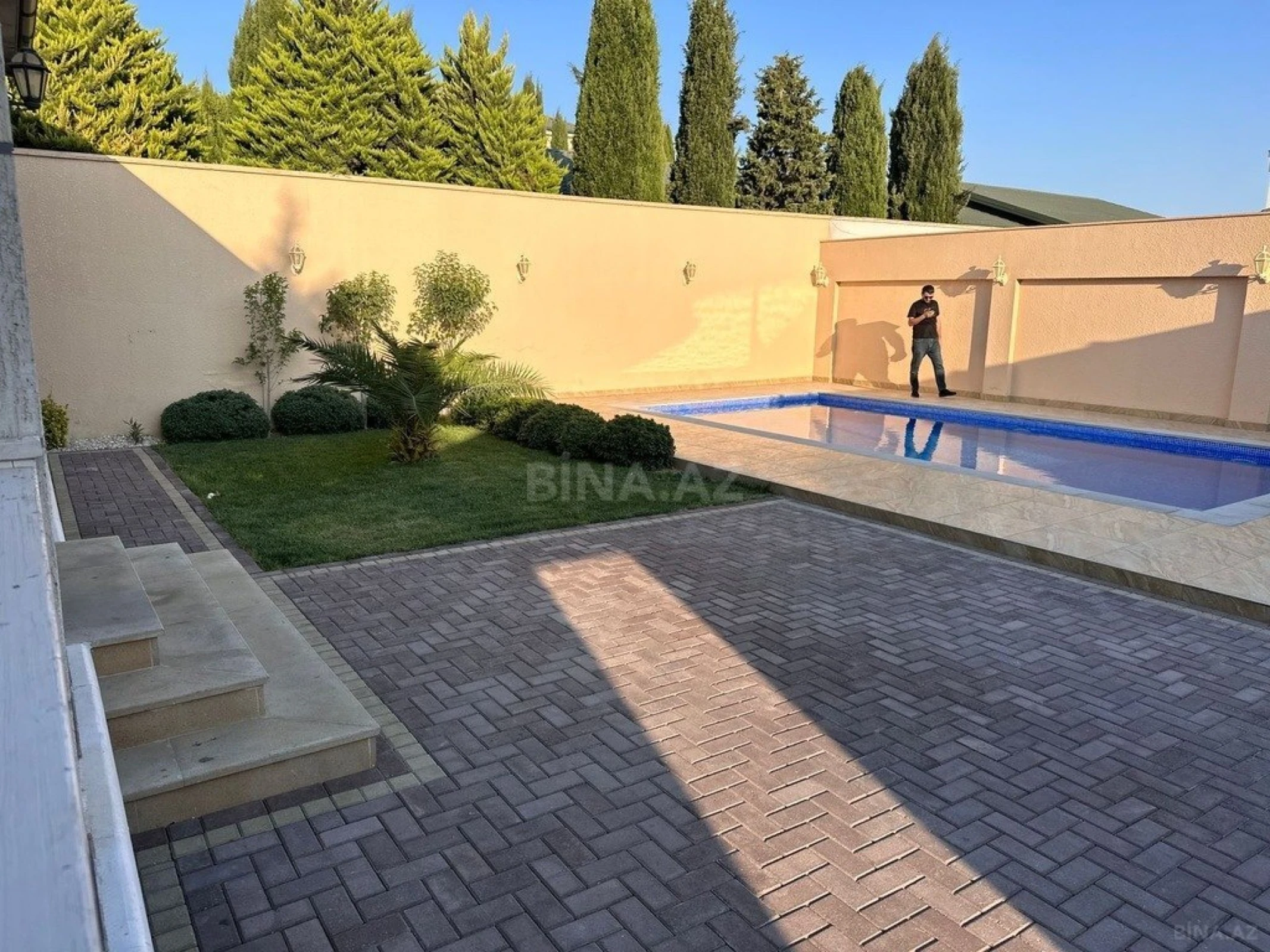 Kirayə verilir 4 otaqlı həyət evi 220 m²