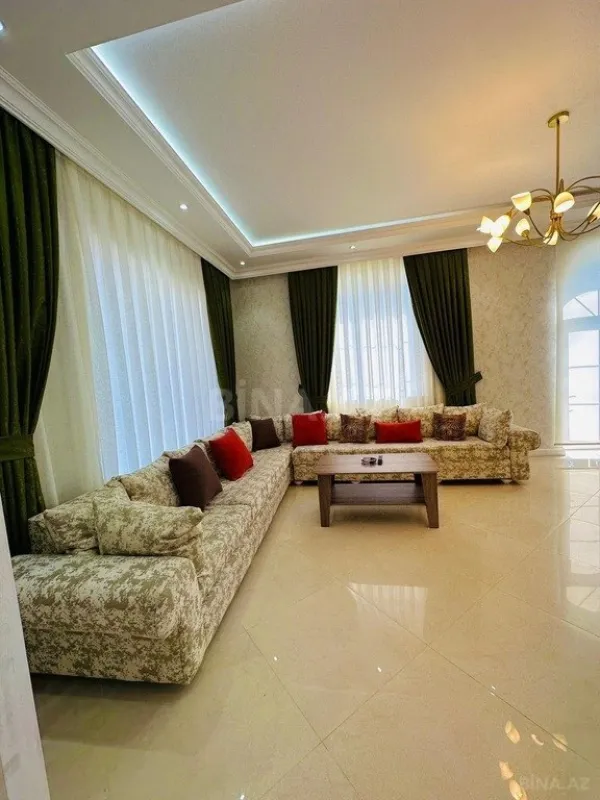 Kirayə verilir 4 otaqlı həyət evi 220 m²