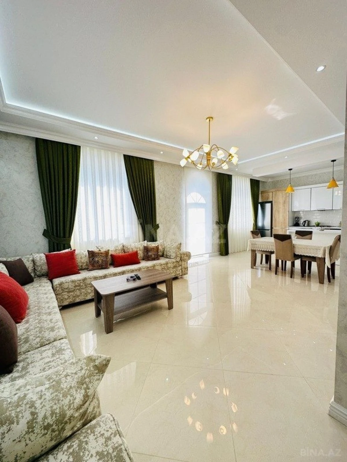 Kirayə verilir 4 otaqlı həyət evi 220 m²