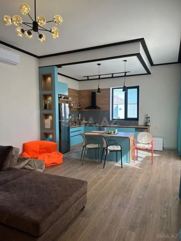 Kirayə verilir 4 otaqlı həyət evi 200 m²