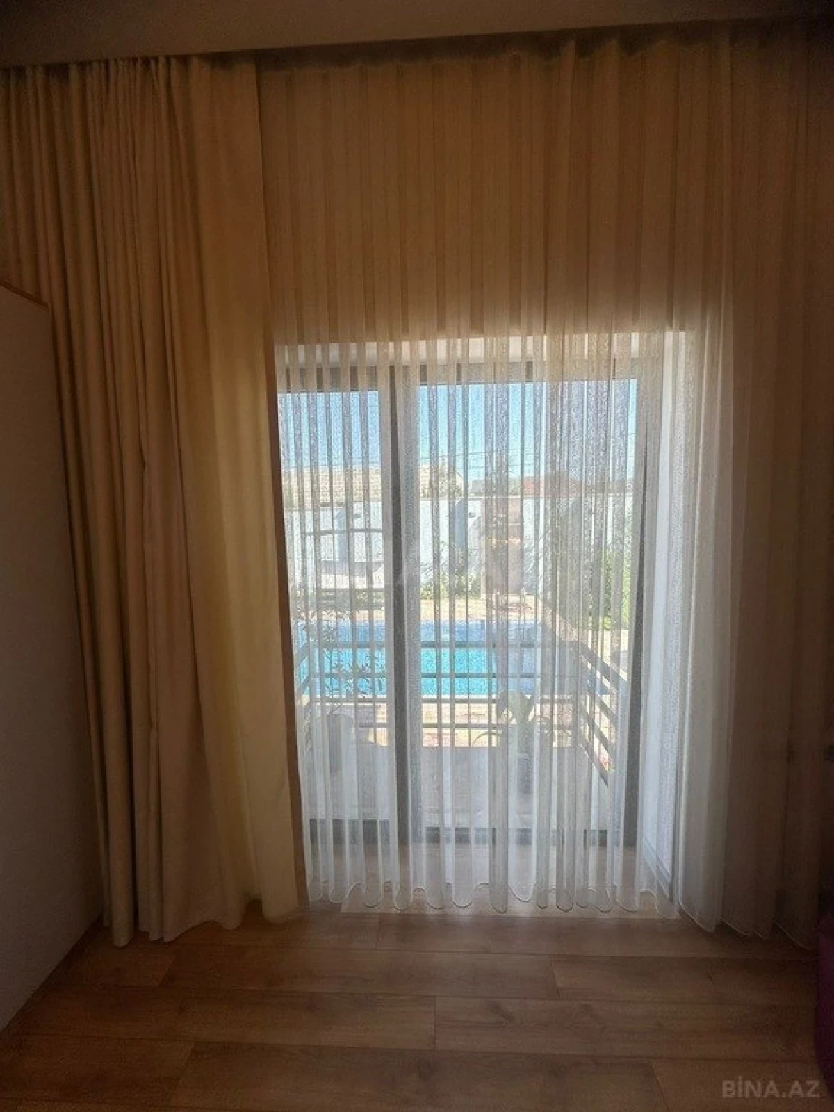 Kirayə verilir 4 otaqlı həyət evi 200 m²