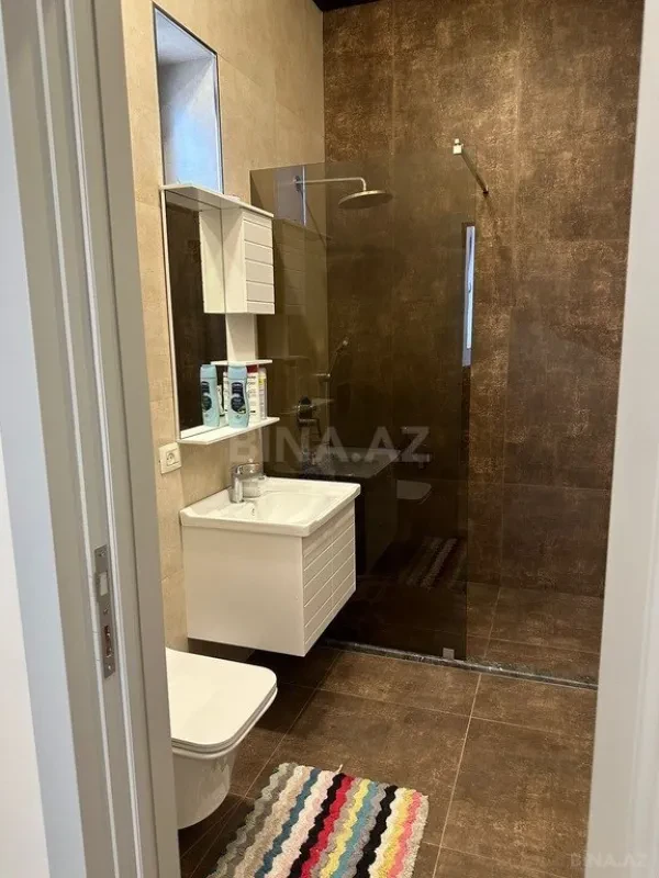 Kirayə verilir 4 otaqlı həyət evi 200 m²