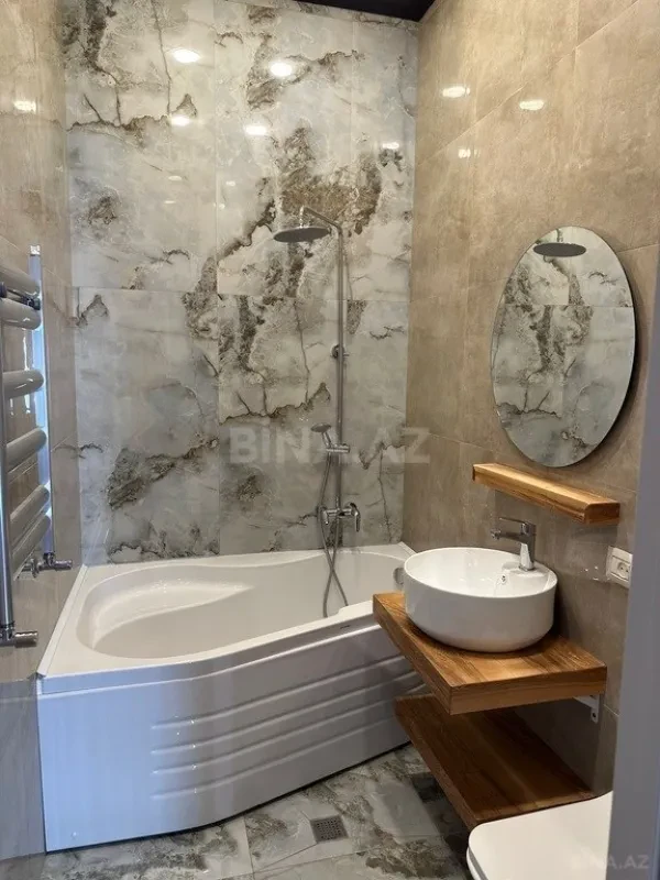 Kirayə verilir 4 otaqlı həyət evi 200 m²