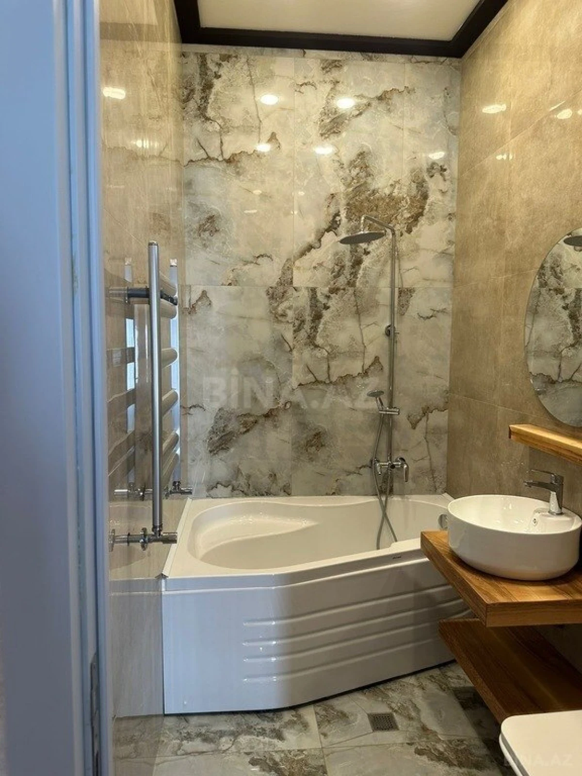 Kirayə verilir 4 otaqlı həyət evi 200 m²
