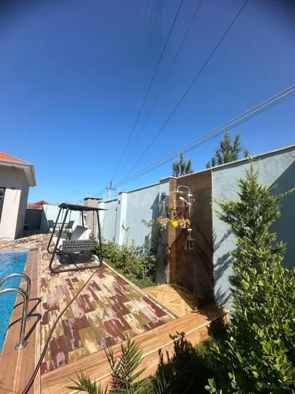 Kirayə verilir 4 otaqlı həyət evi 200 m²