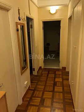 Satılır 3 otaqlı mənzil 110 m²