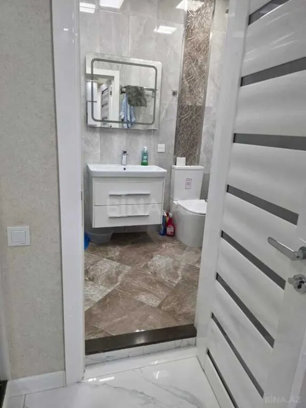 Kirayə verilir 2 otaqlı mənzil 66 m²