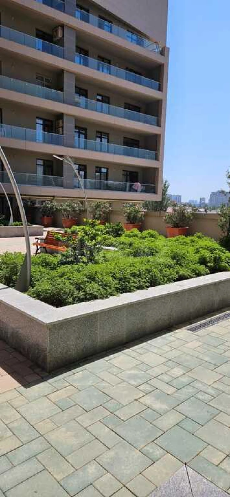 Kirayə verilir 2 otaqlı mənzil 66 m²