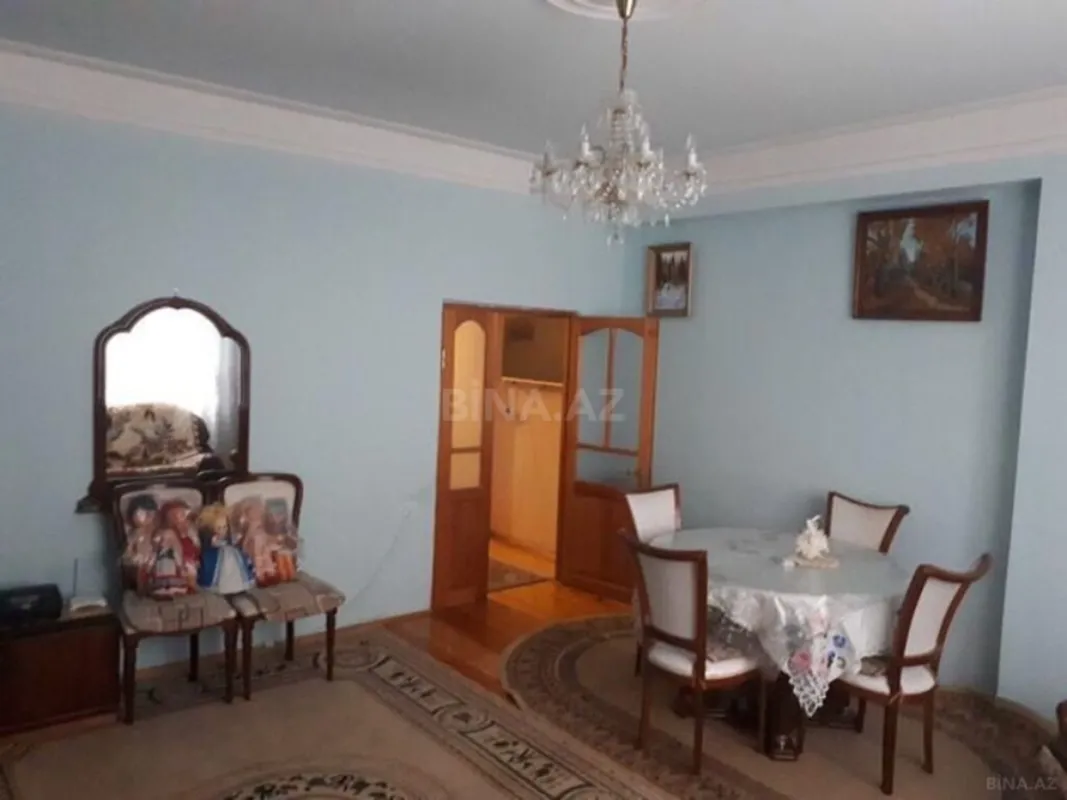 Satılır 2 otaqlı mənzil 100 m²