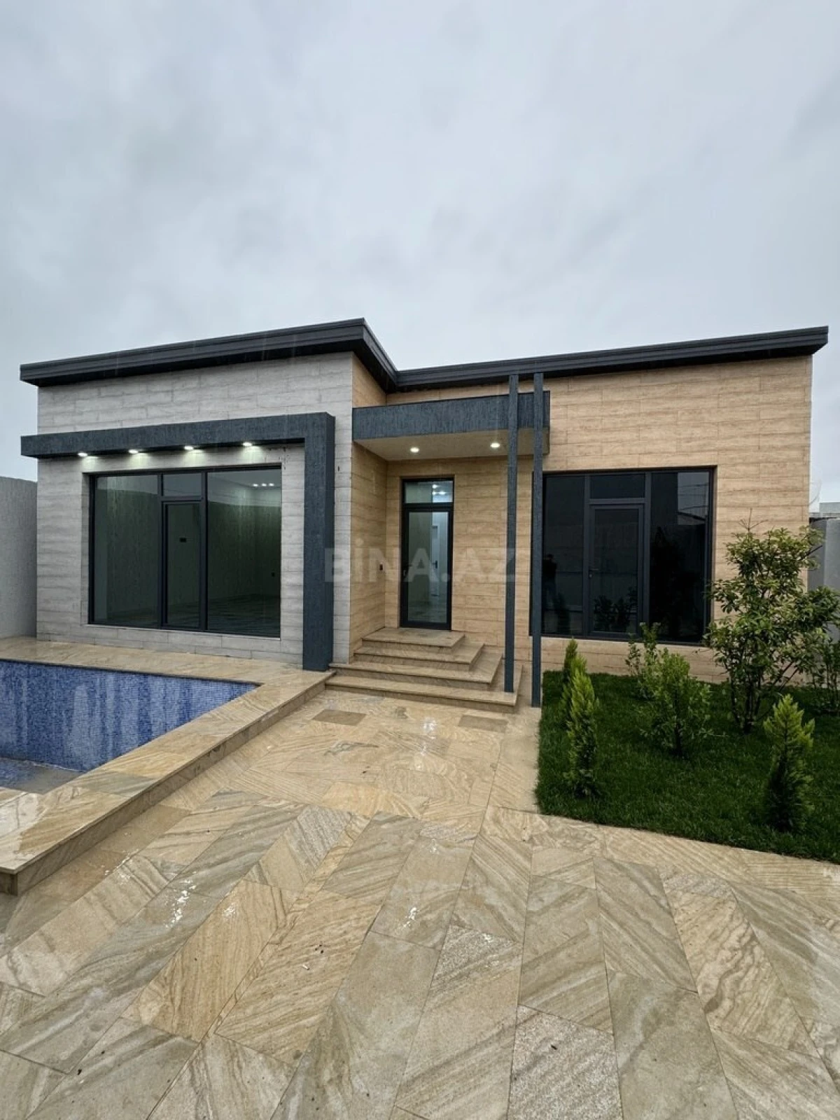 Satılır 4 otaqlı həyət evi 160 m²