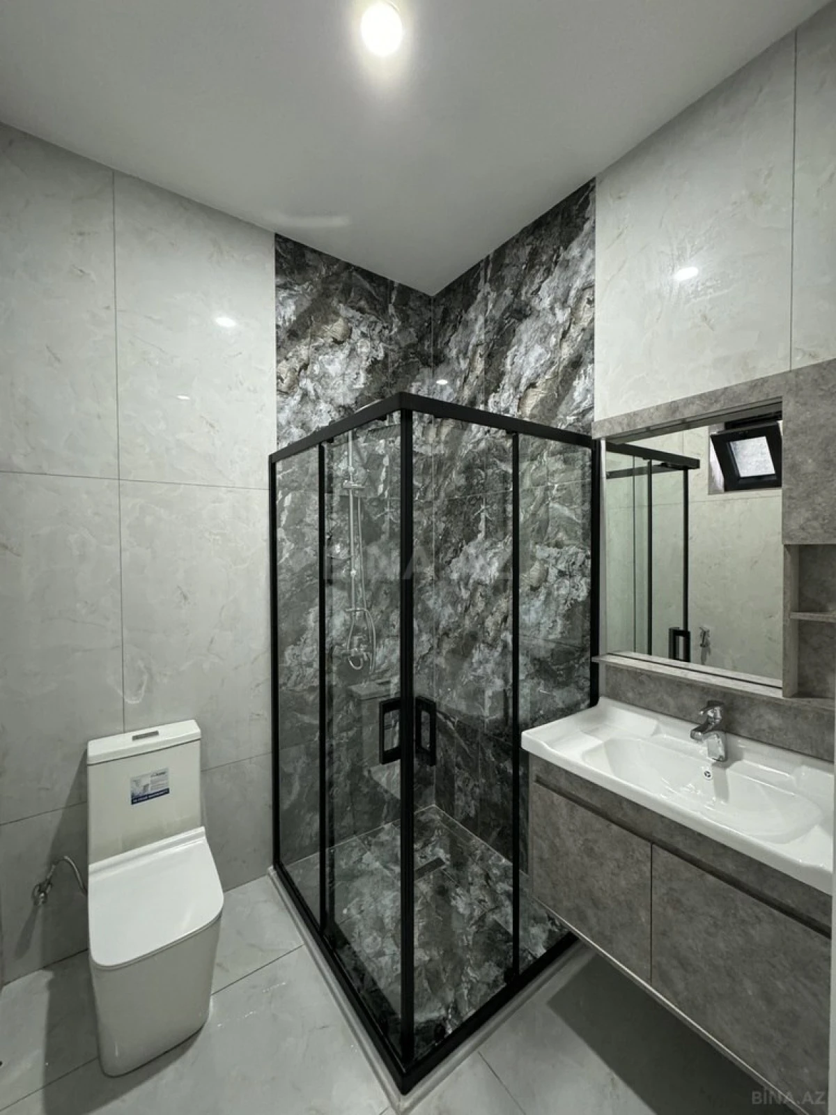 Satılır 4 otaqlı həyət evi 160 m²