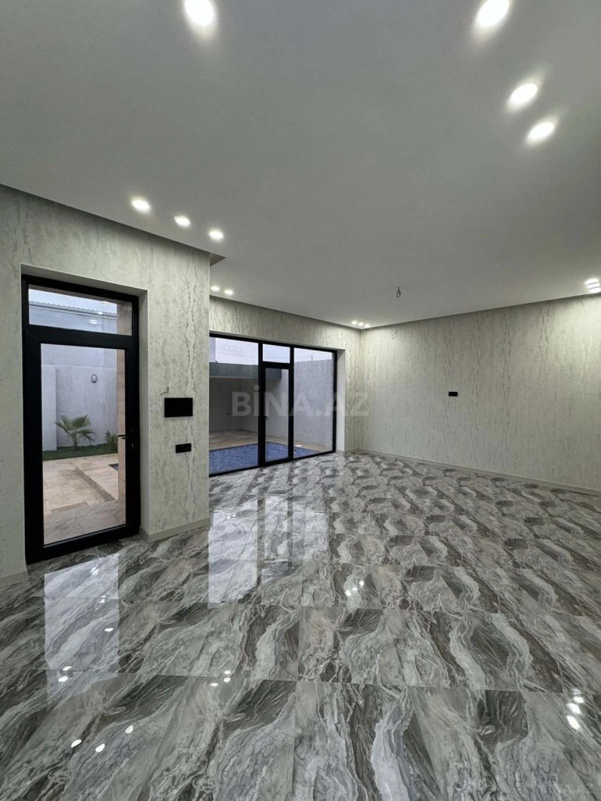 Satılır 4 otaqlı həyət evi 160 m²