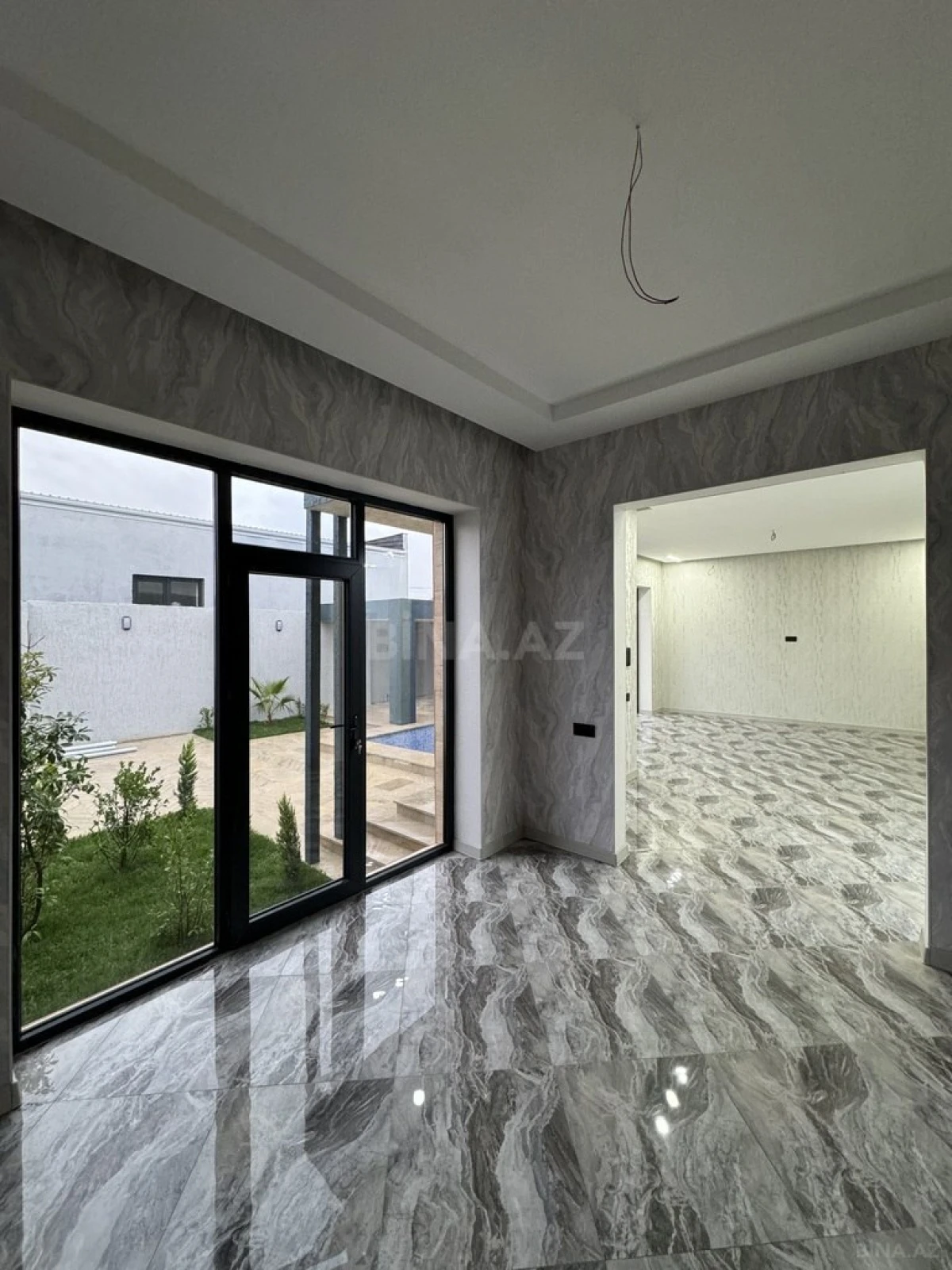 Satılır 4 otaqlı həyət evi 160 m²