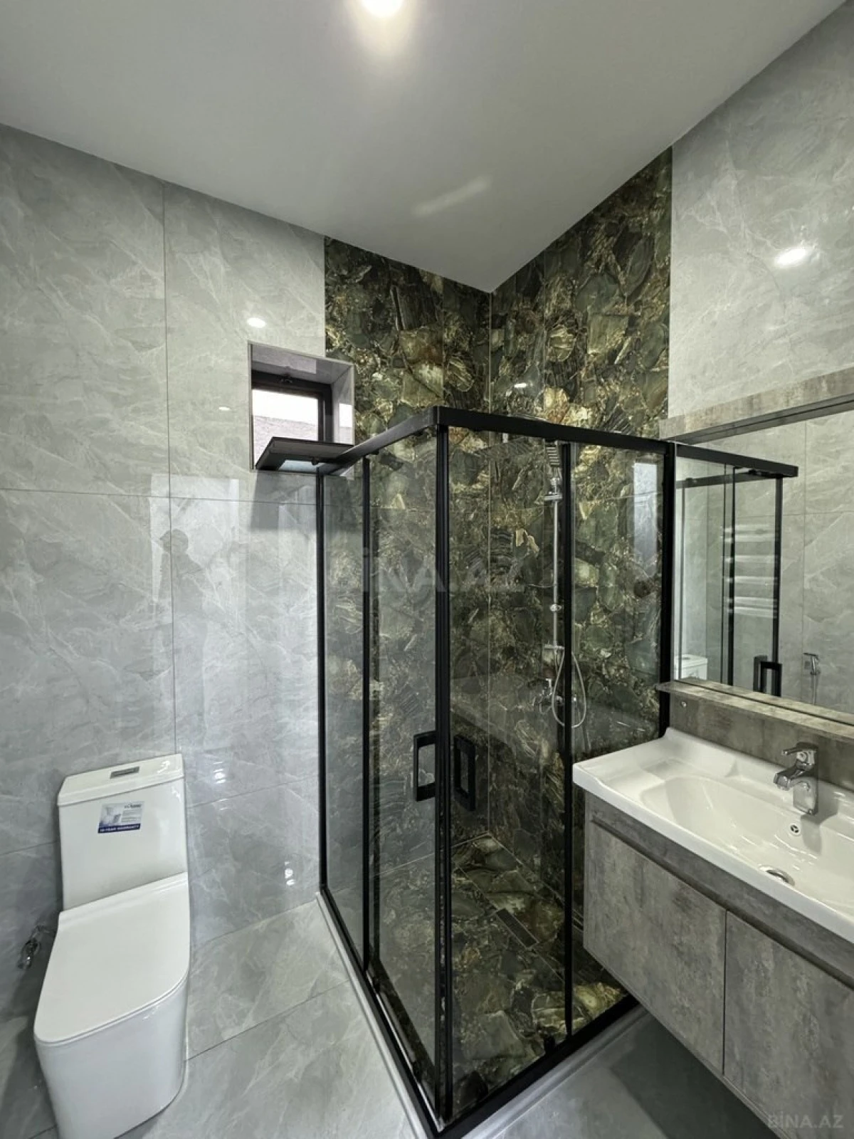 Satılır 4 otaqlı həyət evi 160 m²