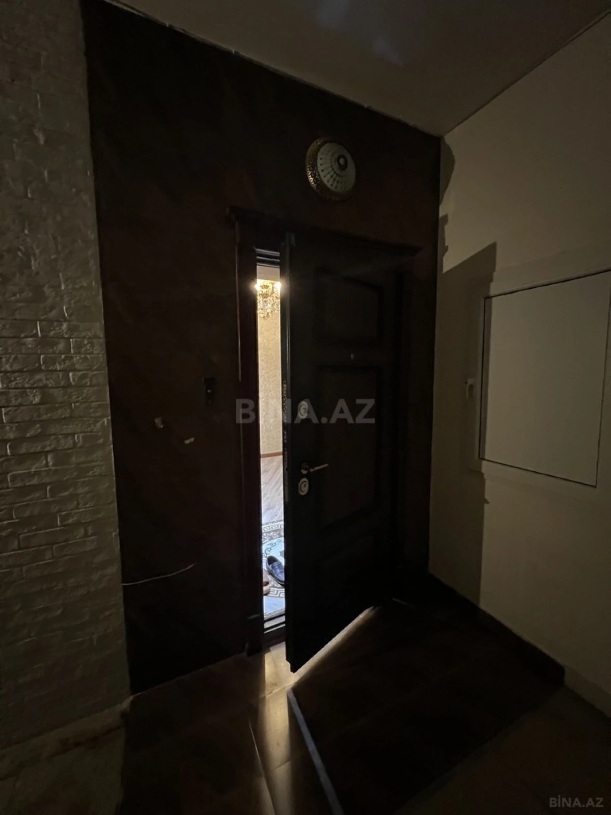 Kirayə verilir 2 otaqlı mənzil 110 m²