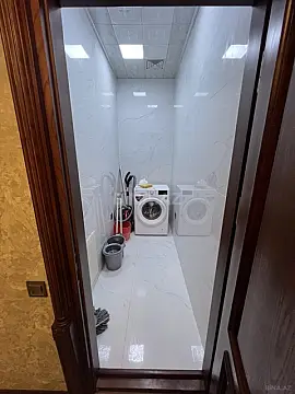 Kirayə verilir 2 otaqlı mənzil 110 m²