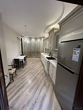 Kirayə verilir 2 otaqlı mənzil 110 m² — Bakı, Nizami 2 otaq 110.00 m²
