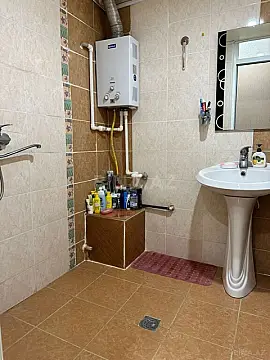 Satılır 2 otaqlı mənzil 60 m²