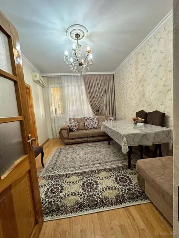 Satılır 2 otaqlı mənzil 60 m²