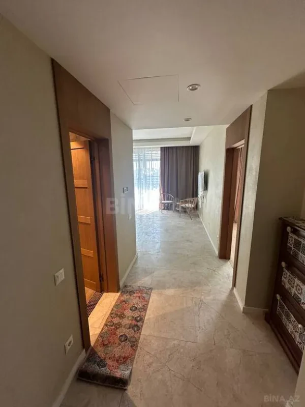 Kirayə verilir 2 otaqlı mənzil 75 m²