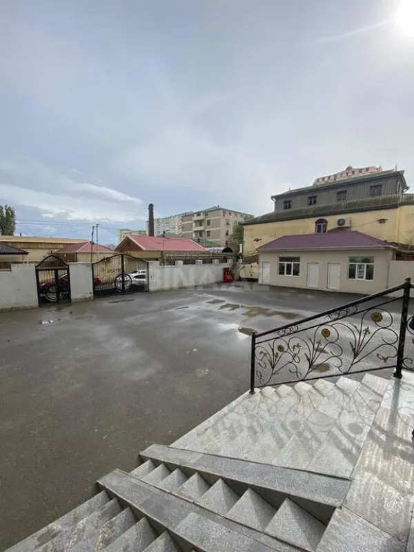 Satılır 3 otaqlı mənzil 93 m²