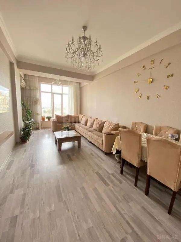 Satılır 3 otaqlı mənzil 93 m²