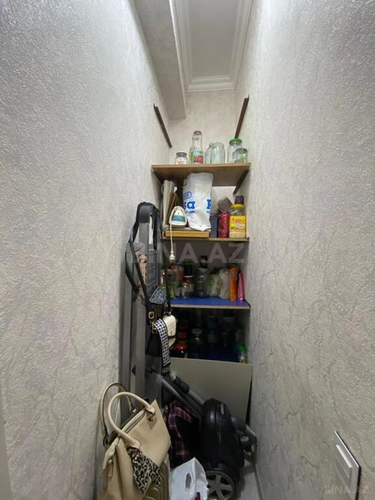 Satılır 3 otaqlı mənzil 93 m²