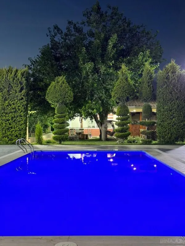 Kirayə verilir 5 otaqlı həyət evi 420 m²