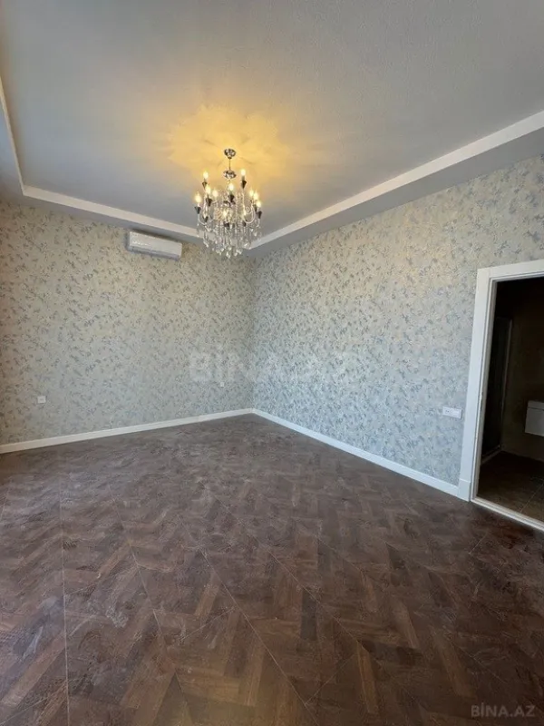Satılır 5 otaqlı həyət evi 260 m²