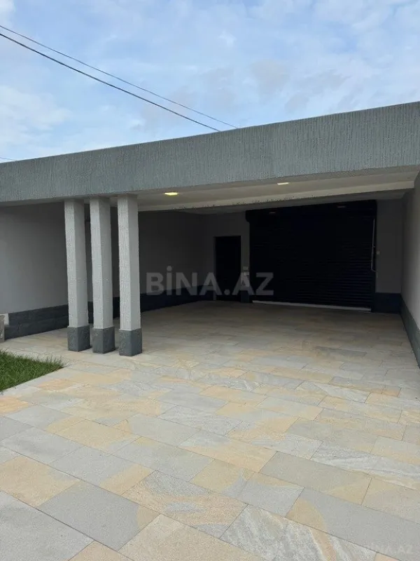 Satılır 5 otaqlı həyət evi 260 m²