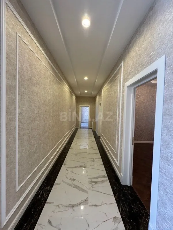 Satılır 5 otaqlı həyət evi 260 m²