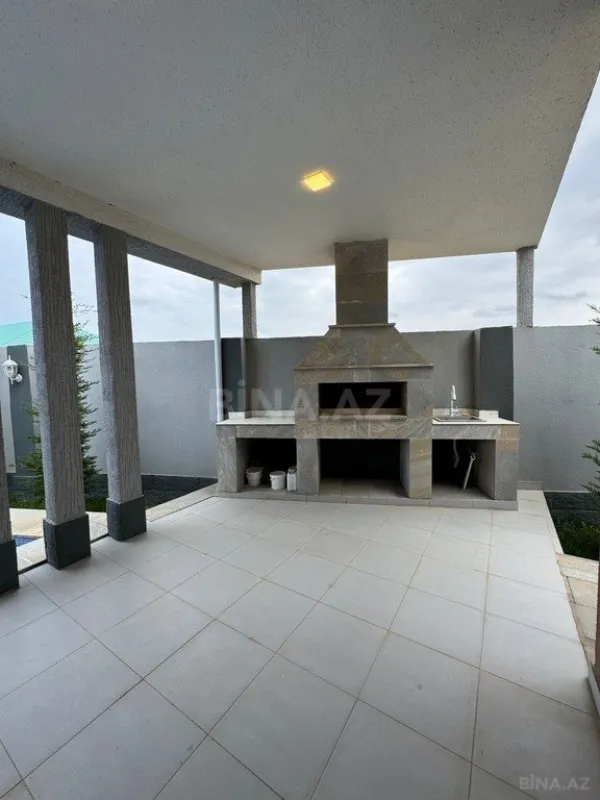 Satılır 5 otaqlı həyət evi 260 m²