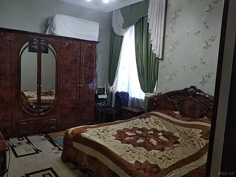 Satılır 5 otaqlı mənzil 120 m²