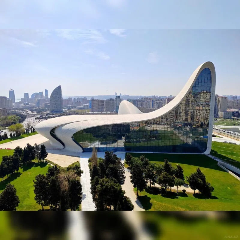 Satılır 3 otaqlı mənzil 110 m²