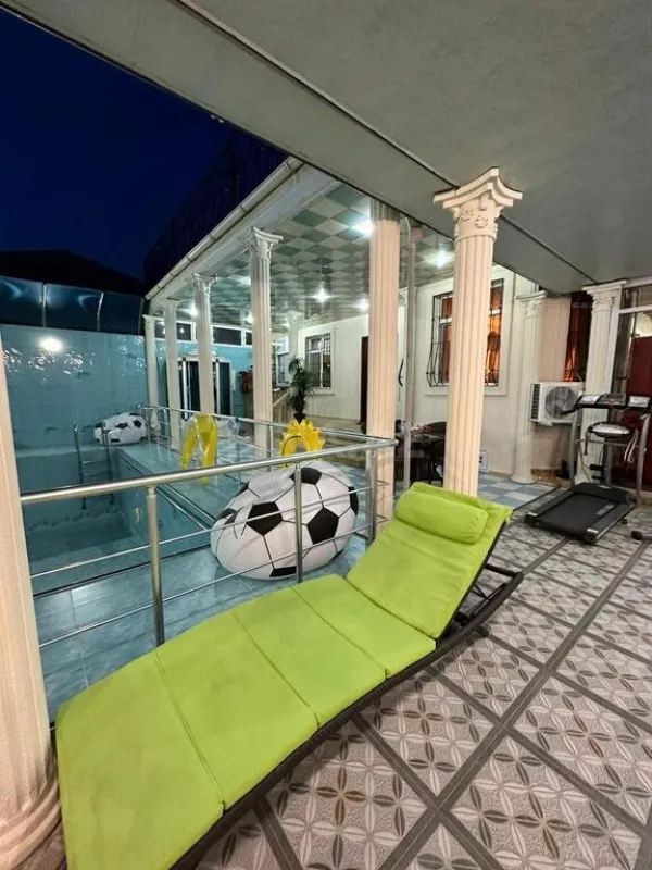Satılır 5 otaqlı həyət evi 192 m²