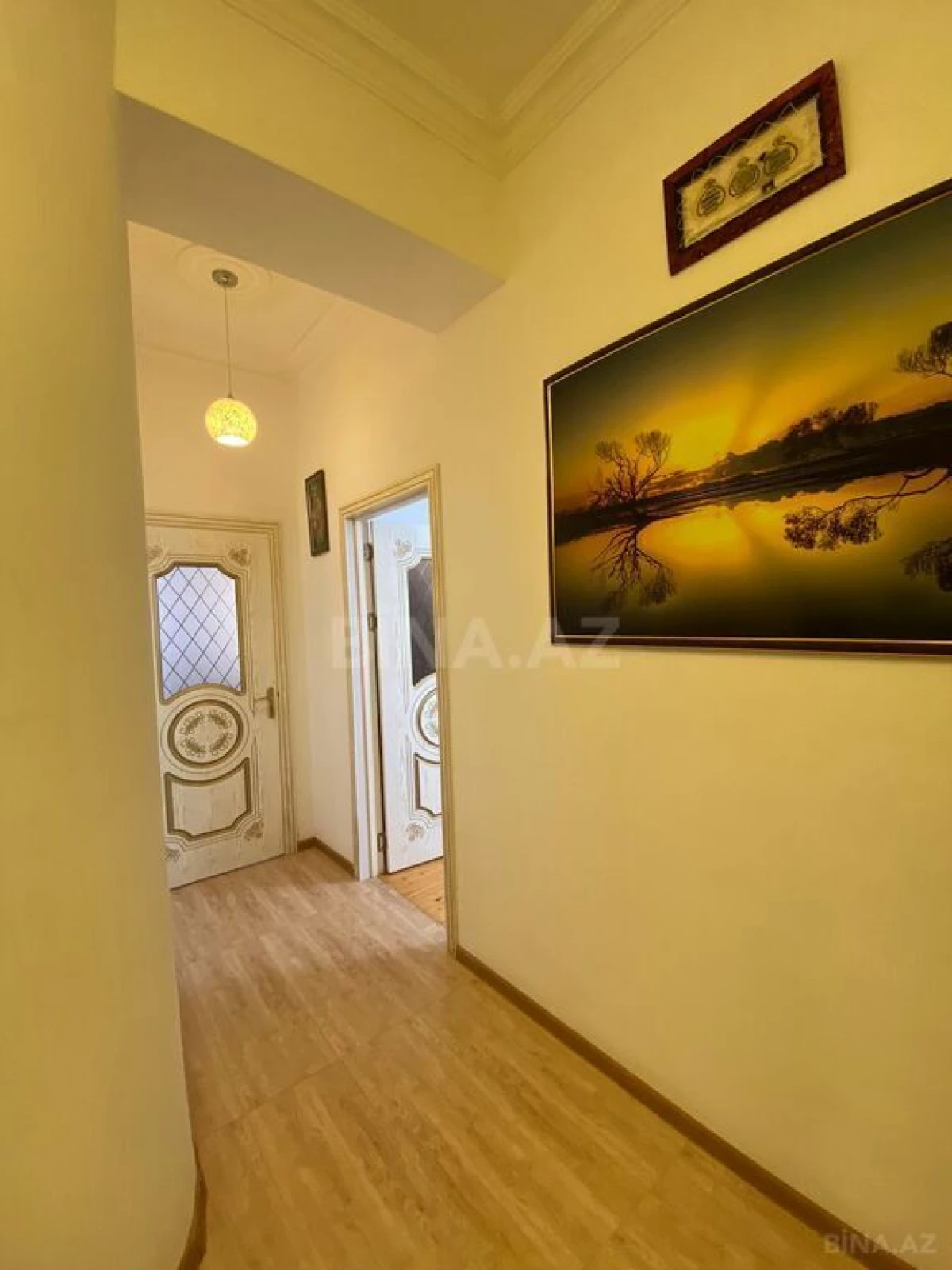 Satılır 2 otaqlı mənzil 70 m²