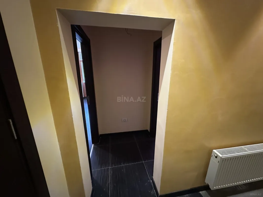 Satılır 6 otaqlı mənzil 265 m²