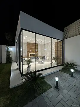 Satılır 4 otaqlı həyət evi 300 m²