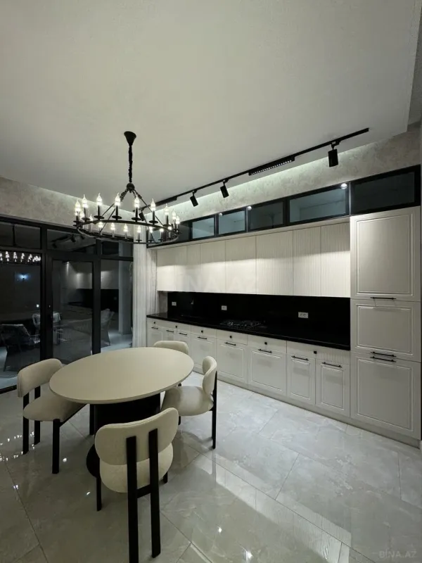 Satılır 4 otaqlı həyət evi 300 m²