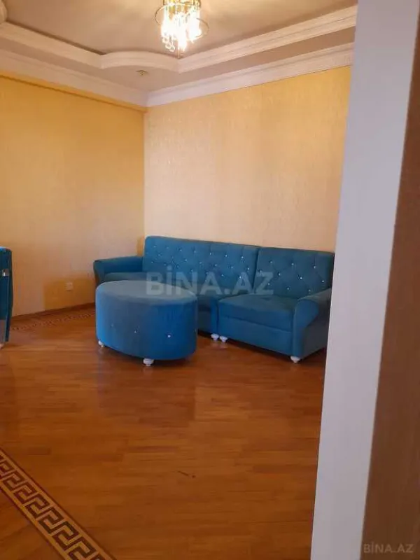 Kirayə verilir 3 otaqlı mənzil 135 m²