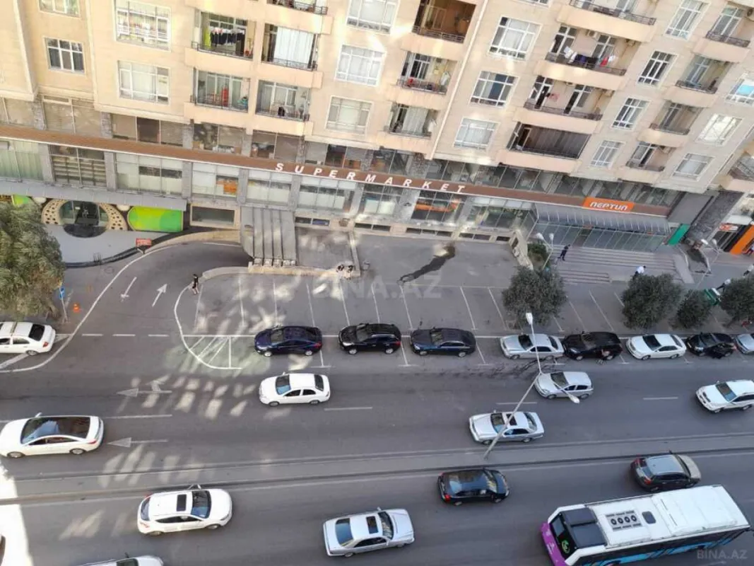 Kirayə verilir 3 otaqlı mənzil 135 m²