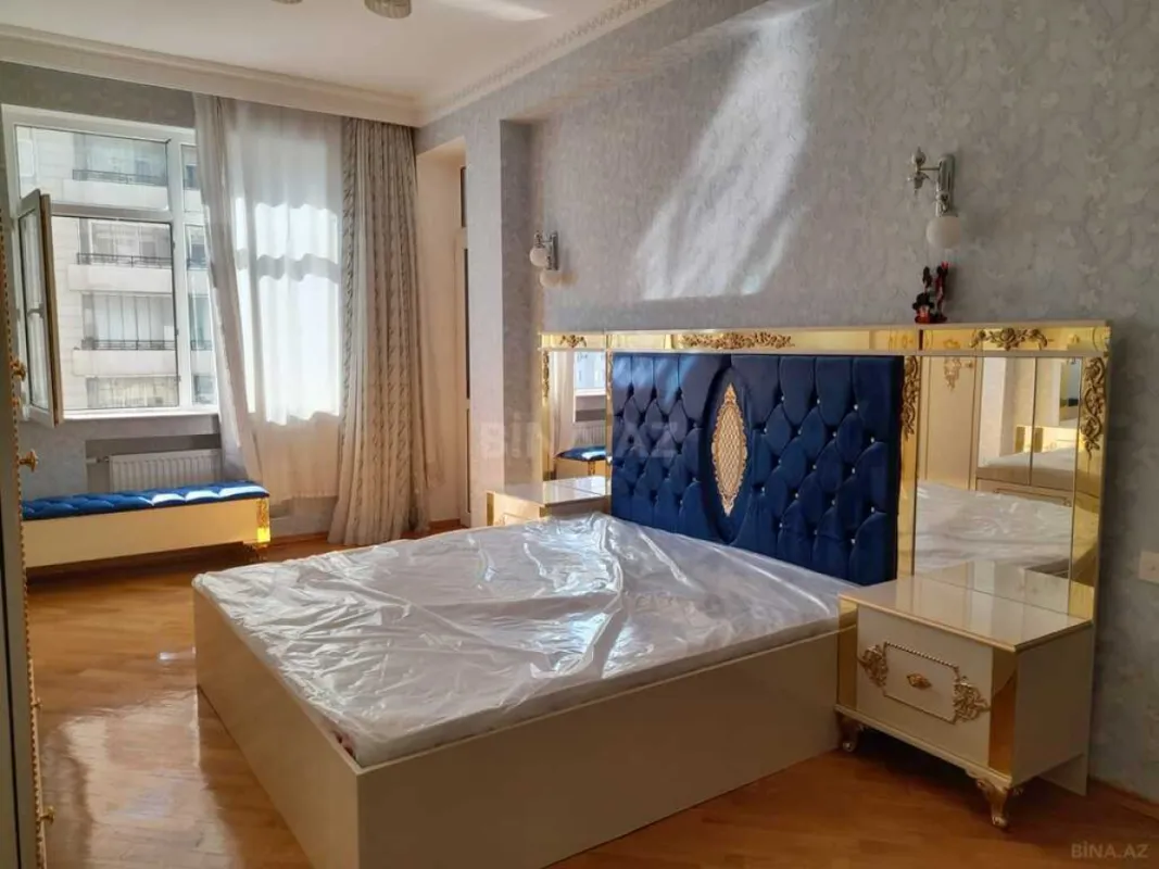 Kirayə verilir 3 otaqlı mənzil 135 m²