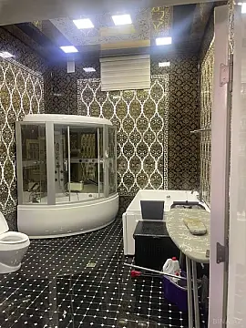 Satılır 20 otaqlı ofis 1400 m²