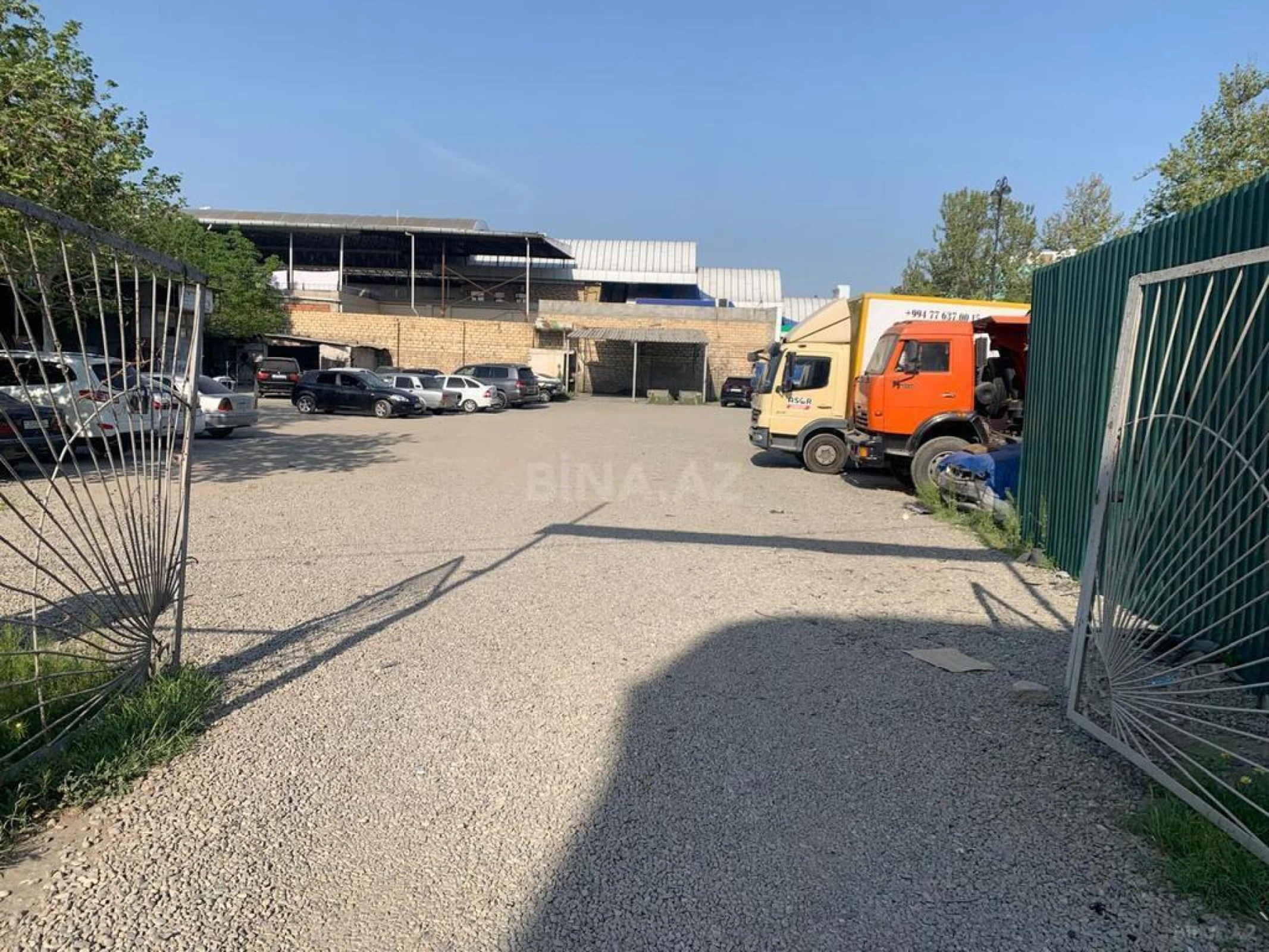 Satılır obyekt 475 m²